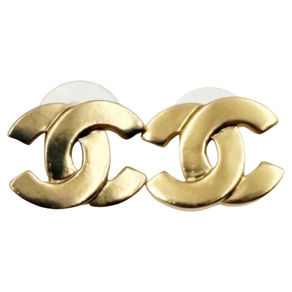 Chanel Gold CC Interlock Small Piercing Earring