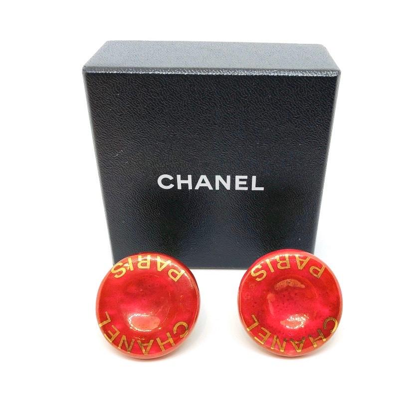 Women's or Men's Chanel Gold CC Mini Button red Earrings, 1997