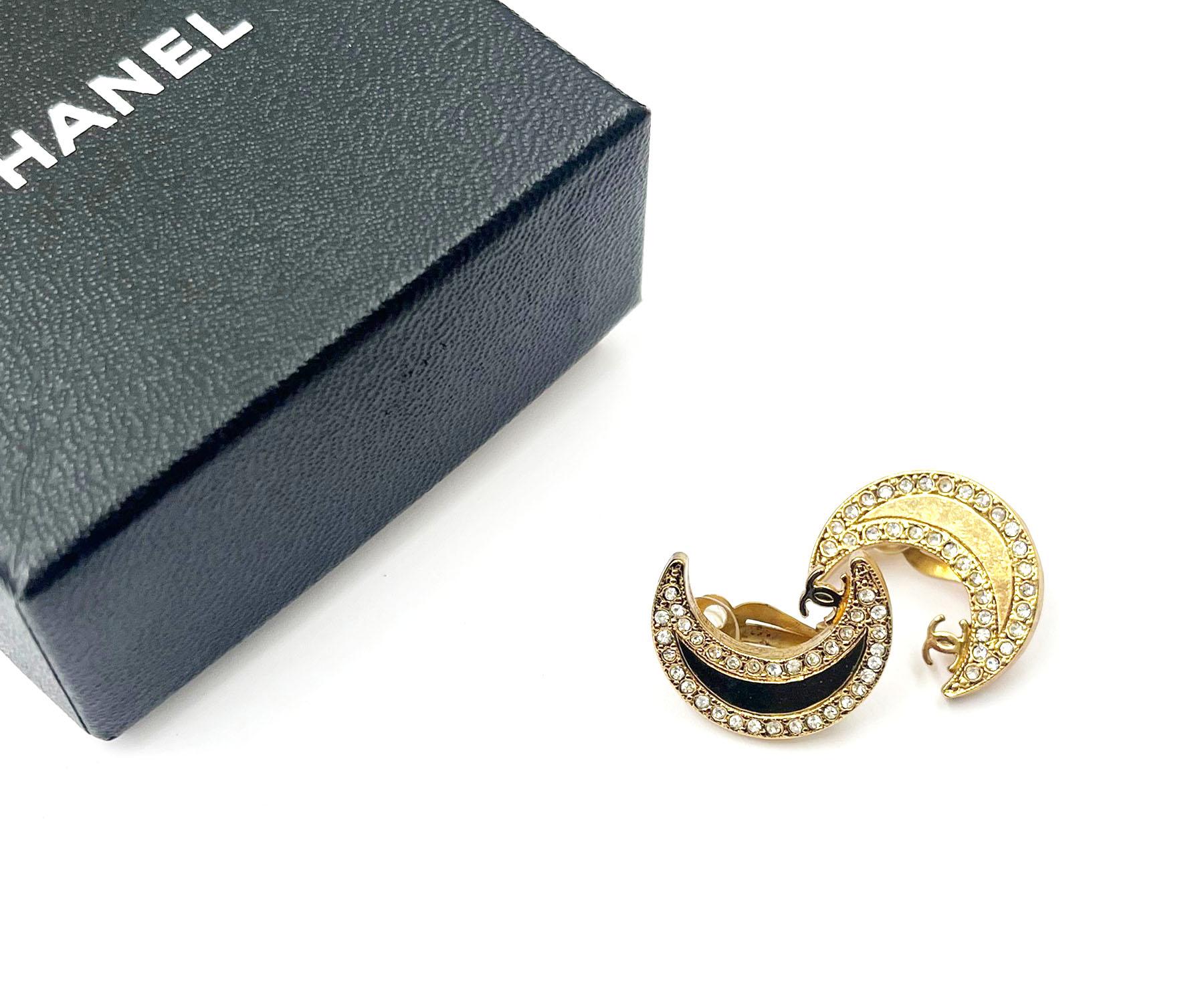 Artisan Chanel Rare Gold CC Moon Crystal Clip on Earrings For Sale
