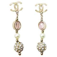 Chanel Oro CC Rosa Cristal Bola Pendientes Piercing Largo