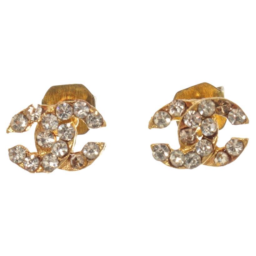 CHANEL CC Stud Earrings in Gilt Metal set with Pearl Beads. at 1stDibs