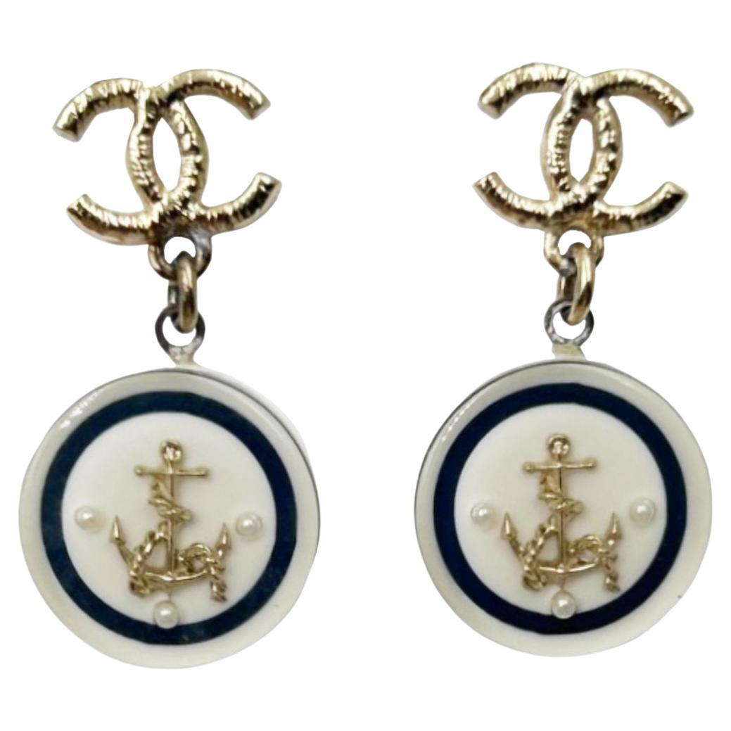 Chanel Pendientes colgantes de oro CC Vela
