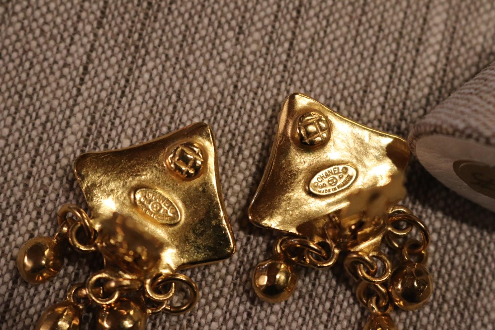 Chanel Gold CC Square Earrings with Drops 2