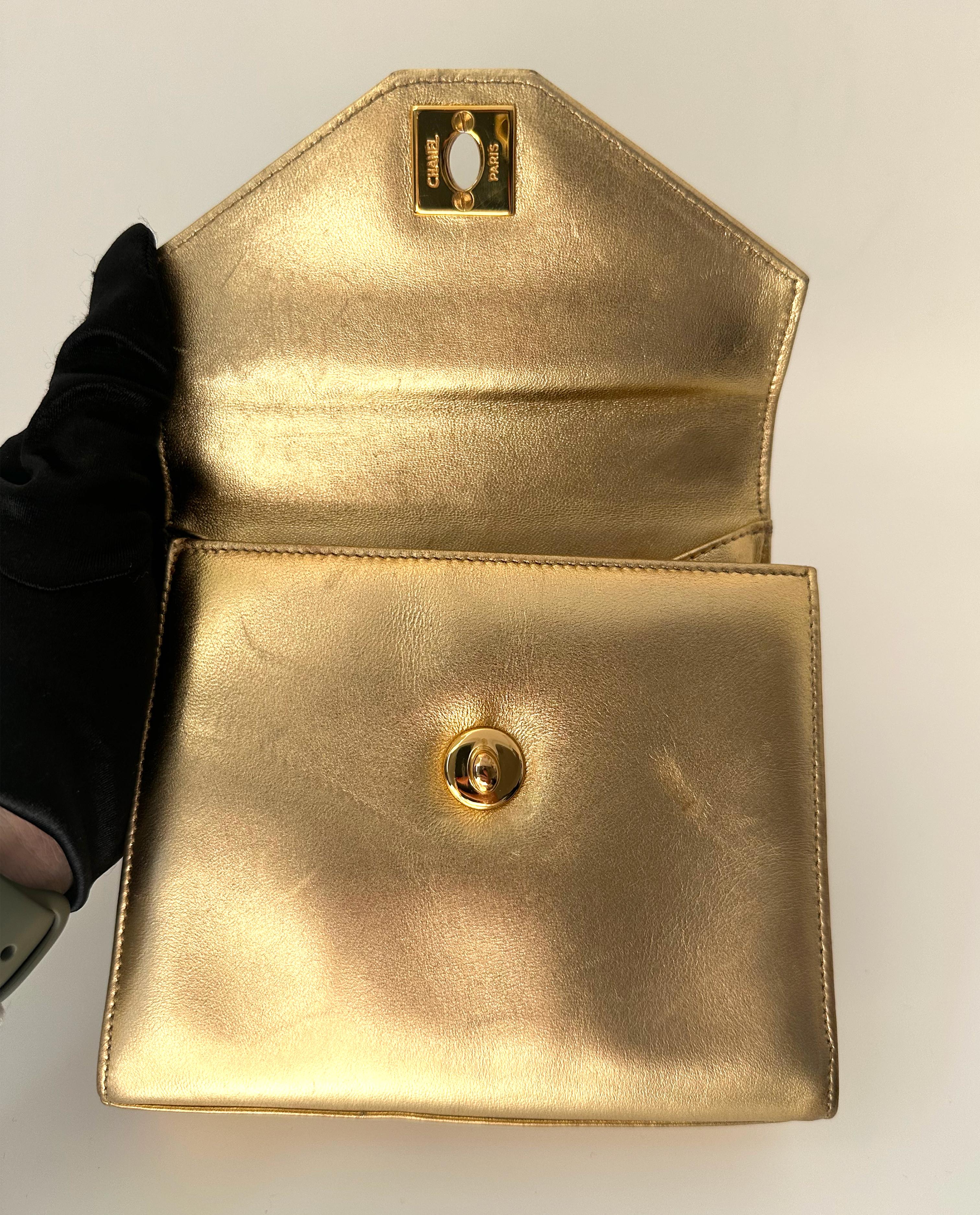 Chanel Gold CC Turn-Lock Mini Tasche 1