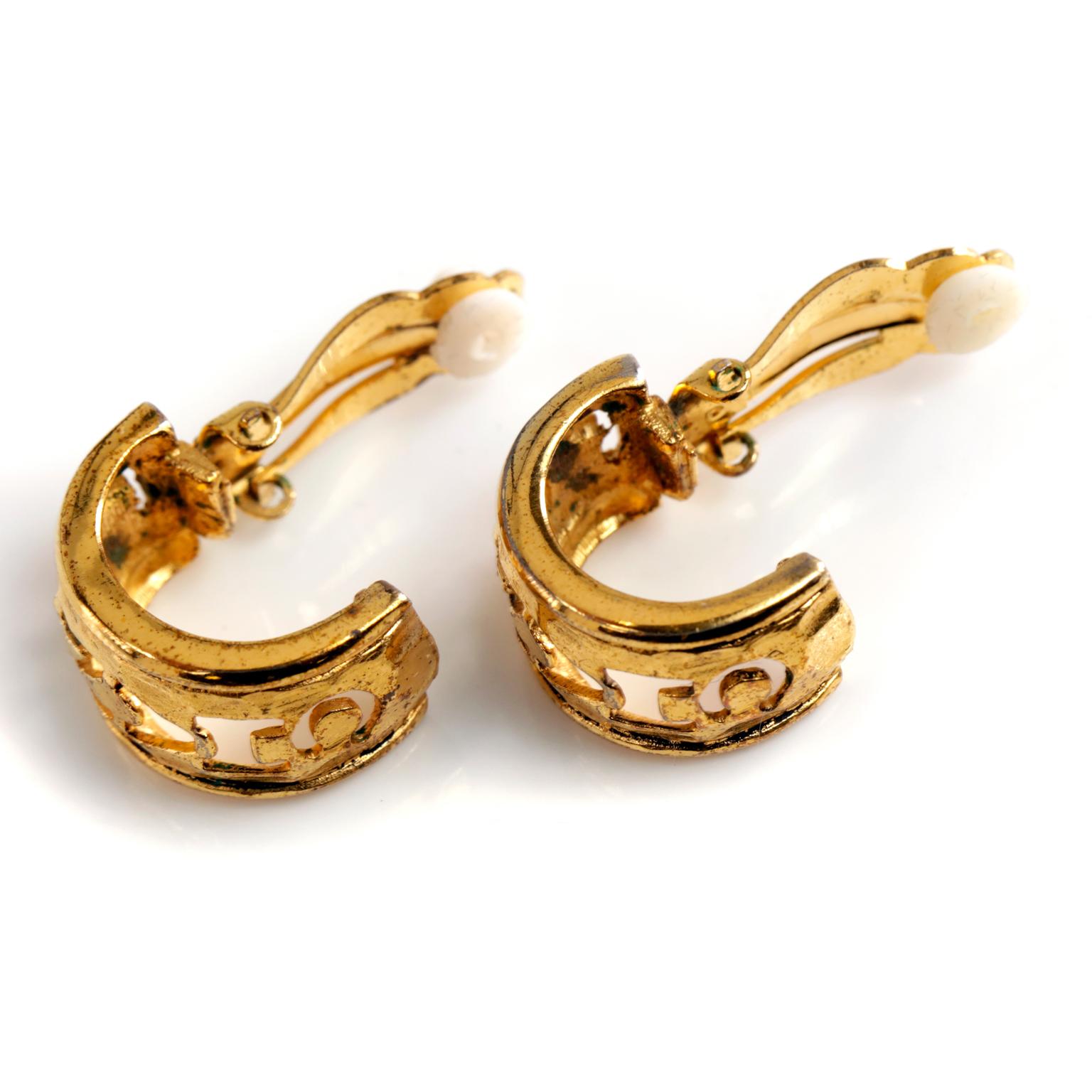 Women's Chanel Gold CHANEL Cutout Clip On Earrings