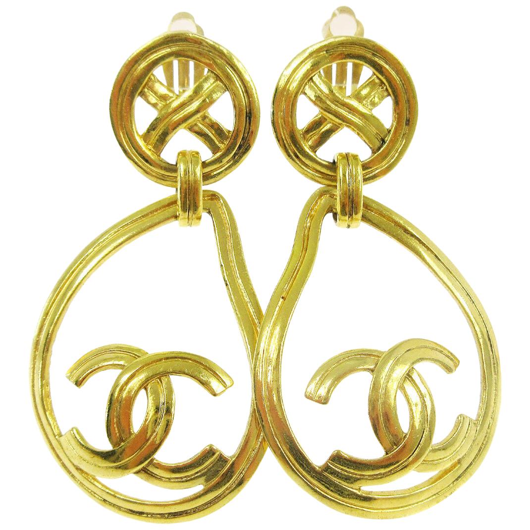Chanel Gold Charm CC Large Round Tear Drop Dangle Drop Evening Hoop Earrings 