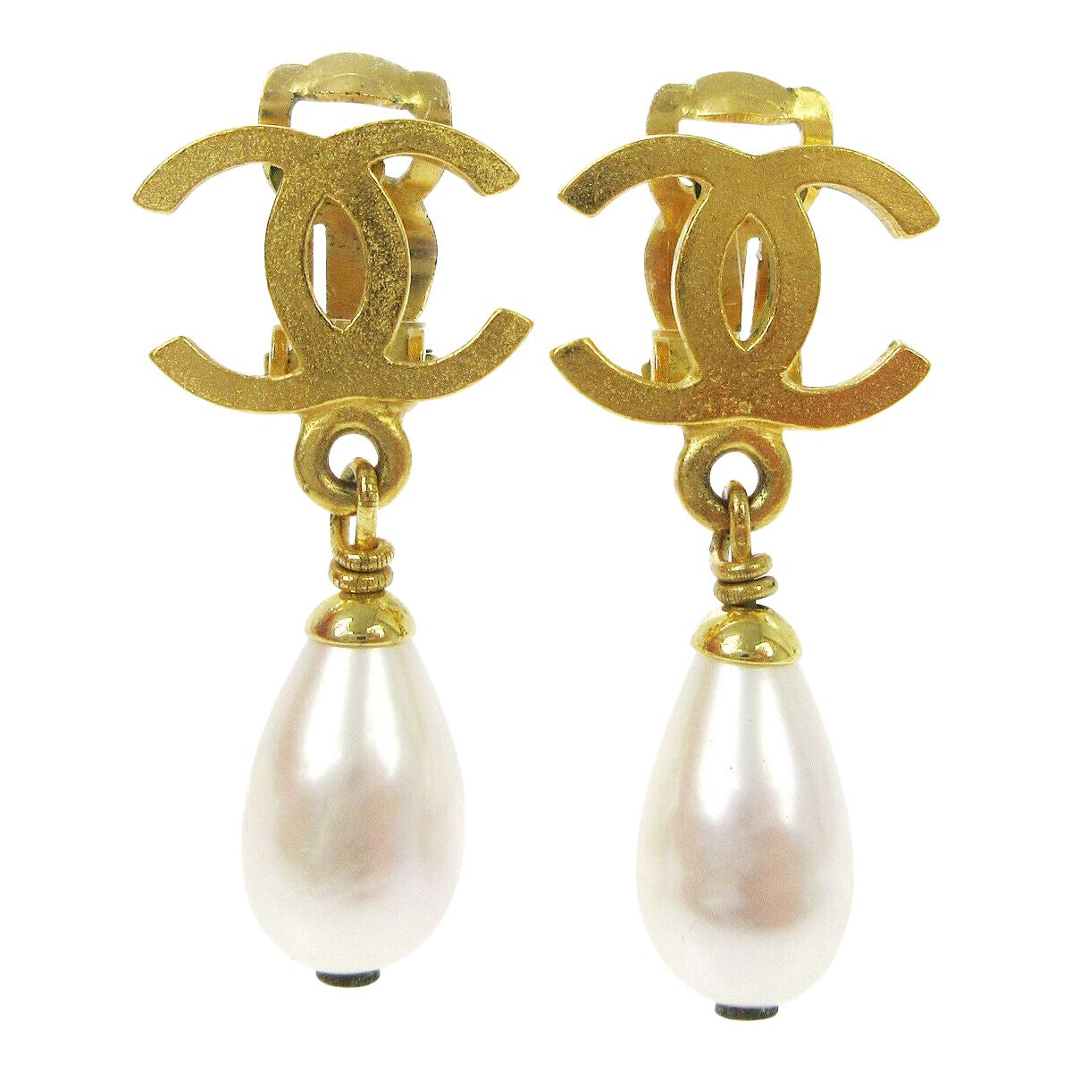 Chanel Gold Charm CC Pearl Dangle Drop Evening Earrings 