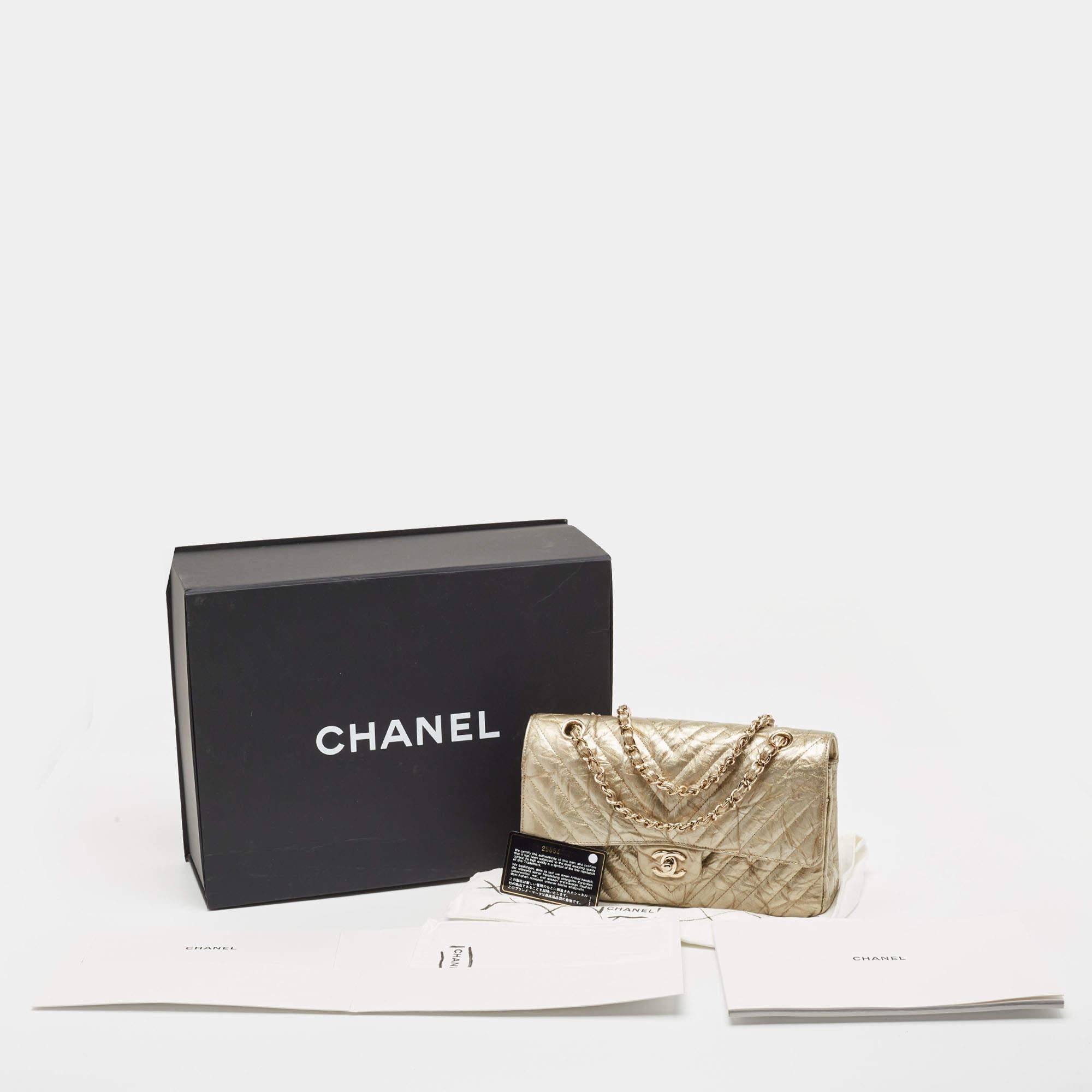 Chanel Gold Chevron Patent Leather Medium Classic Double Flap Bag 3