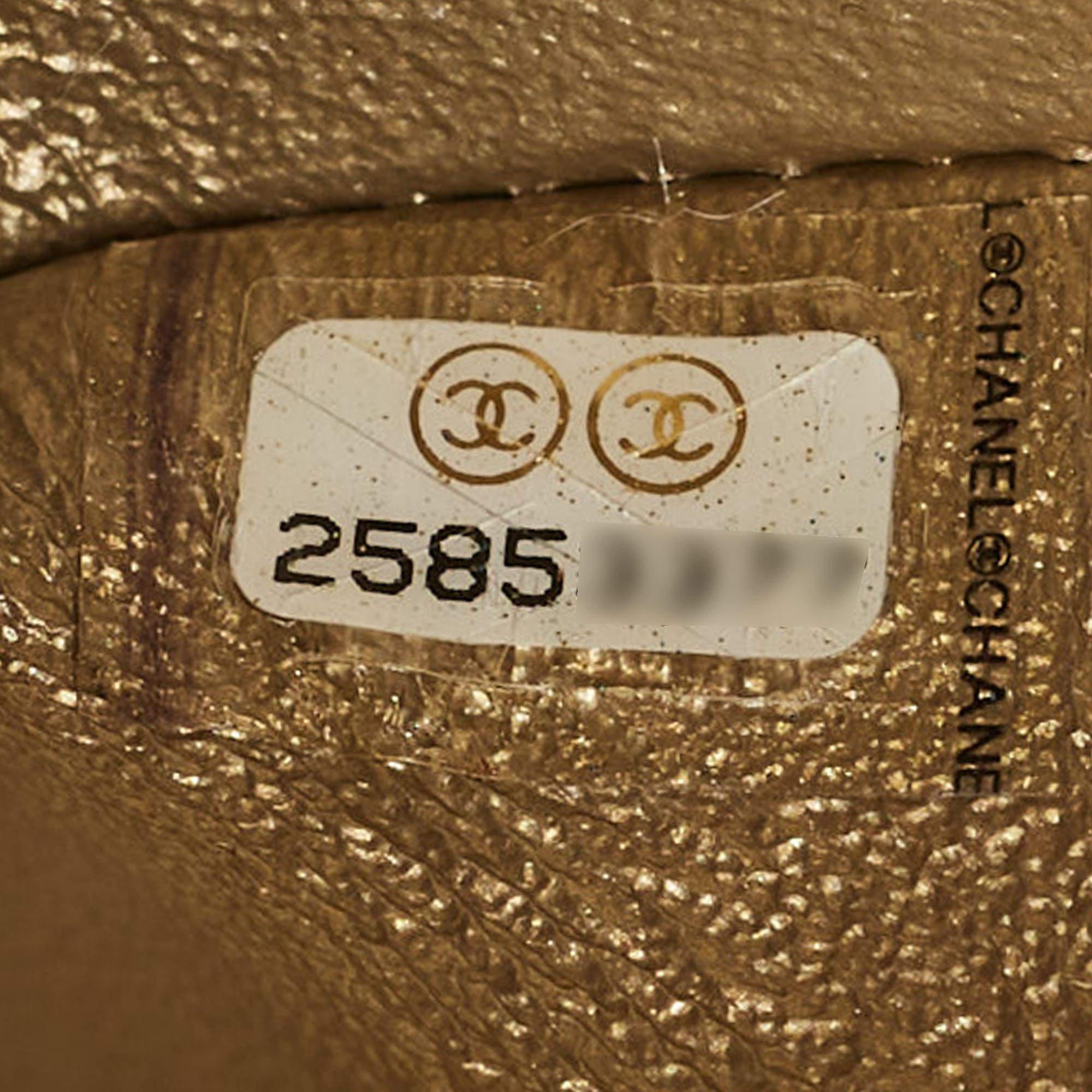 Chanel Gold Chevron Patent Leather Medium Classic Double Flap Bag 4