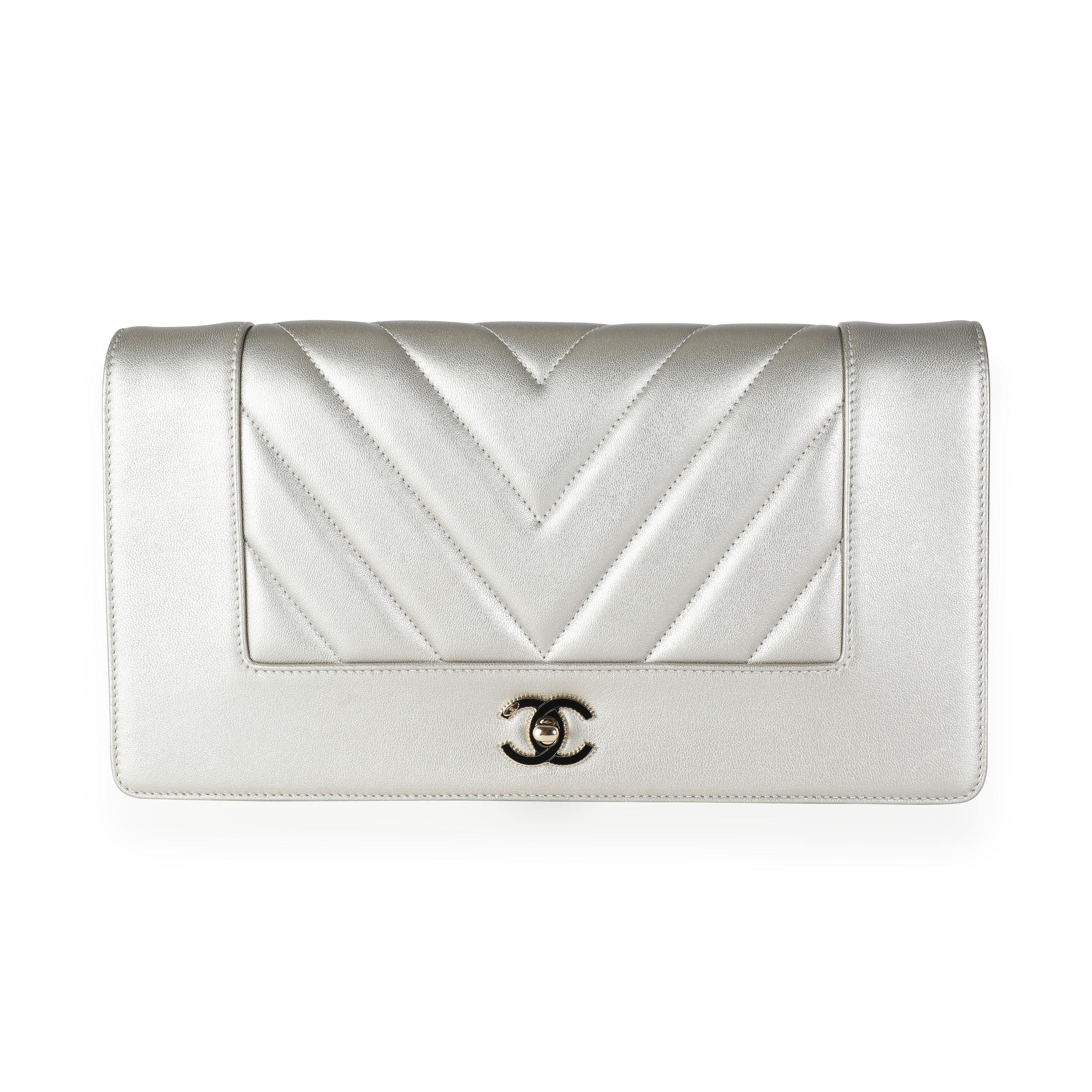 De las mujeres Chanel Bolso de piel de oveja acolchado Chevron dorado Mademoiselle Vintage