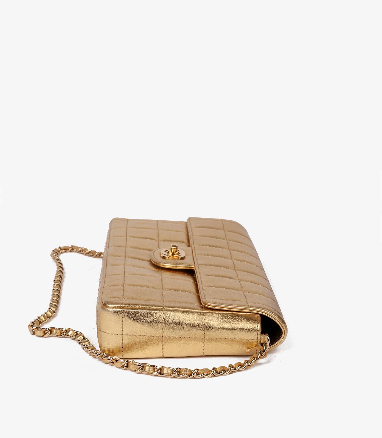 Chanel Gold Chocolate Bar Quilted Metallic Lambskin Leather East-West Flap Bag In Excellent Condition In Bishop's Stortford, Hertfordshire
