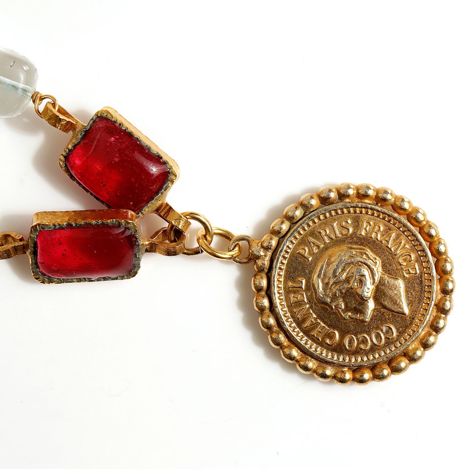 Chanel Gold Coco Chanel Coin Gripoix Necklace In Excellent Condition In Palm Beach, FL