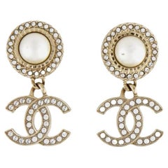 CHANEL Gold Crystal CC Pearl Dangle Earrings