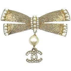 Vintage Chanel Gold Crystal & Pearl Bow CC Brooch 2006