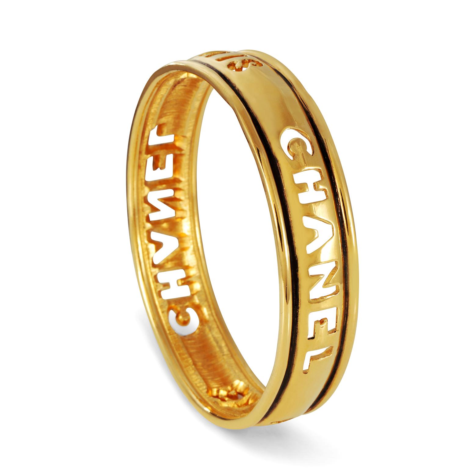 Chanel Gold Cutout CHANEL PARIS Vintage Bangle Bracelet In Good Condition In Palm Beach, FL