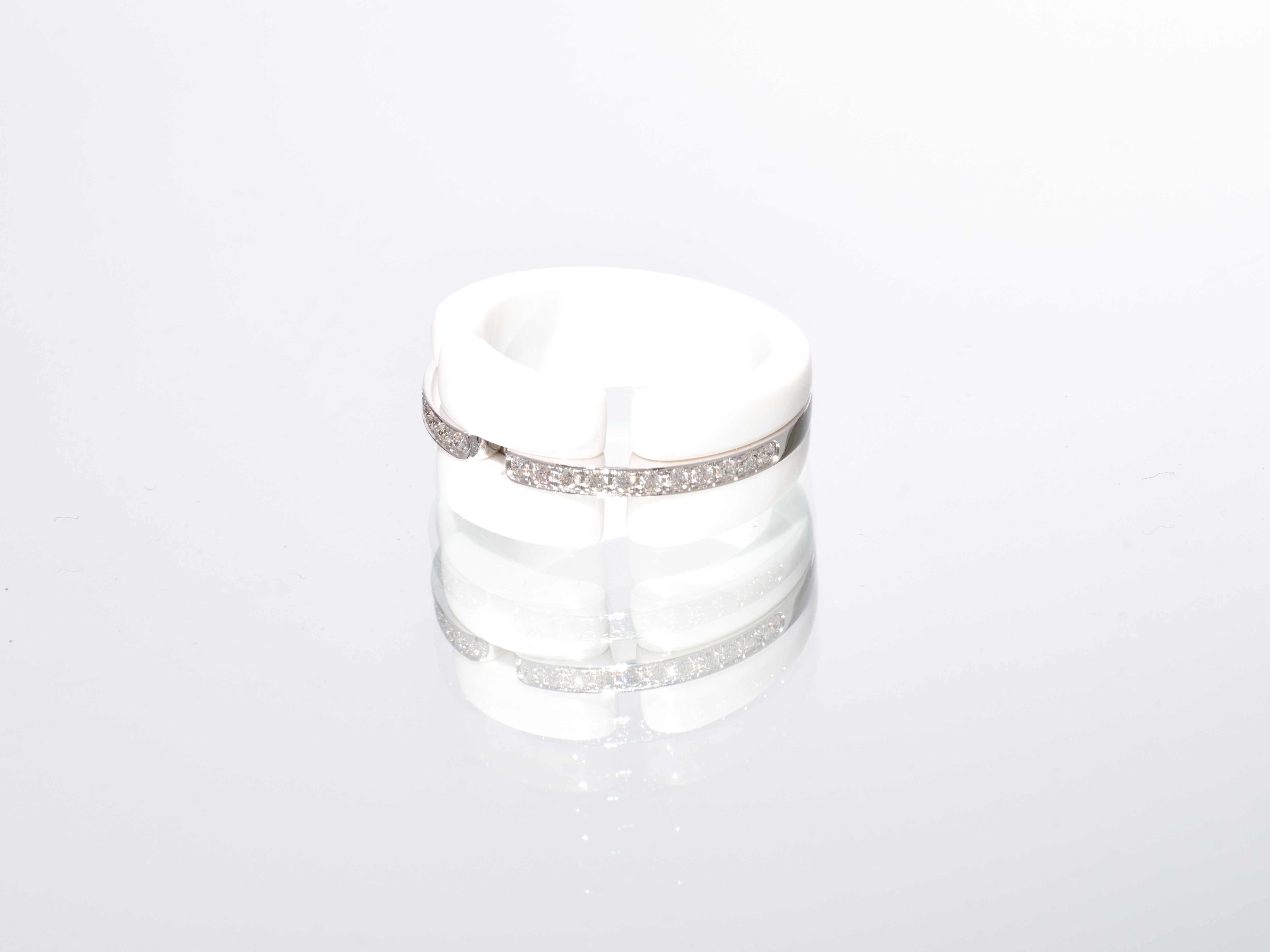 Chanel Gold Diamantring Ultra Weiß Keramik 18k Weißgold Breites Band EU 53 im Angebot 1