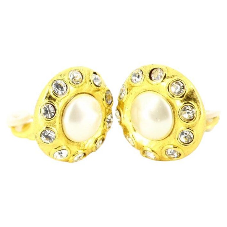 Chanel Gold Earring with Pearl and Strass For Sale at 1stDibs