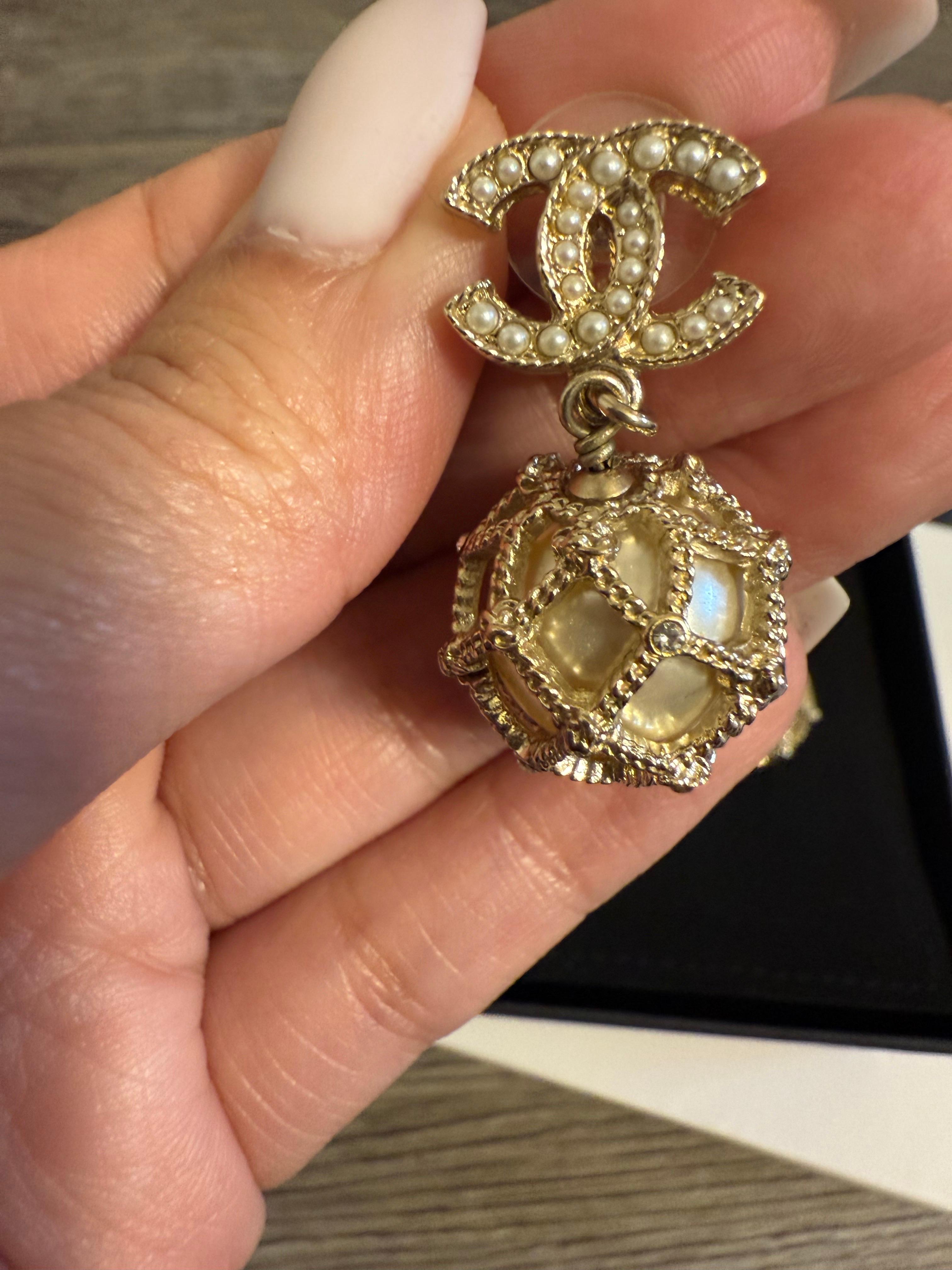 Chanel Gold Faux Pearl CC Crystal Dangle Earrings For Sale 8