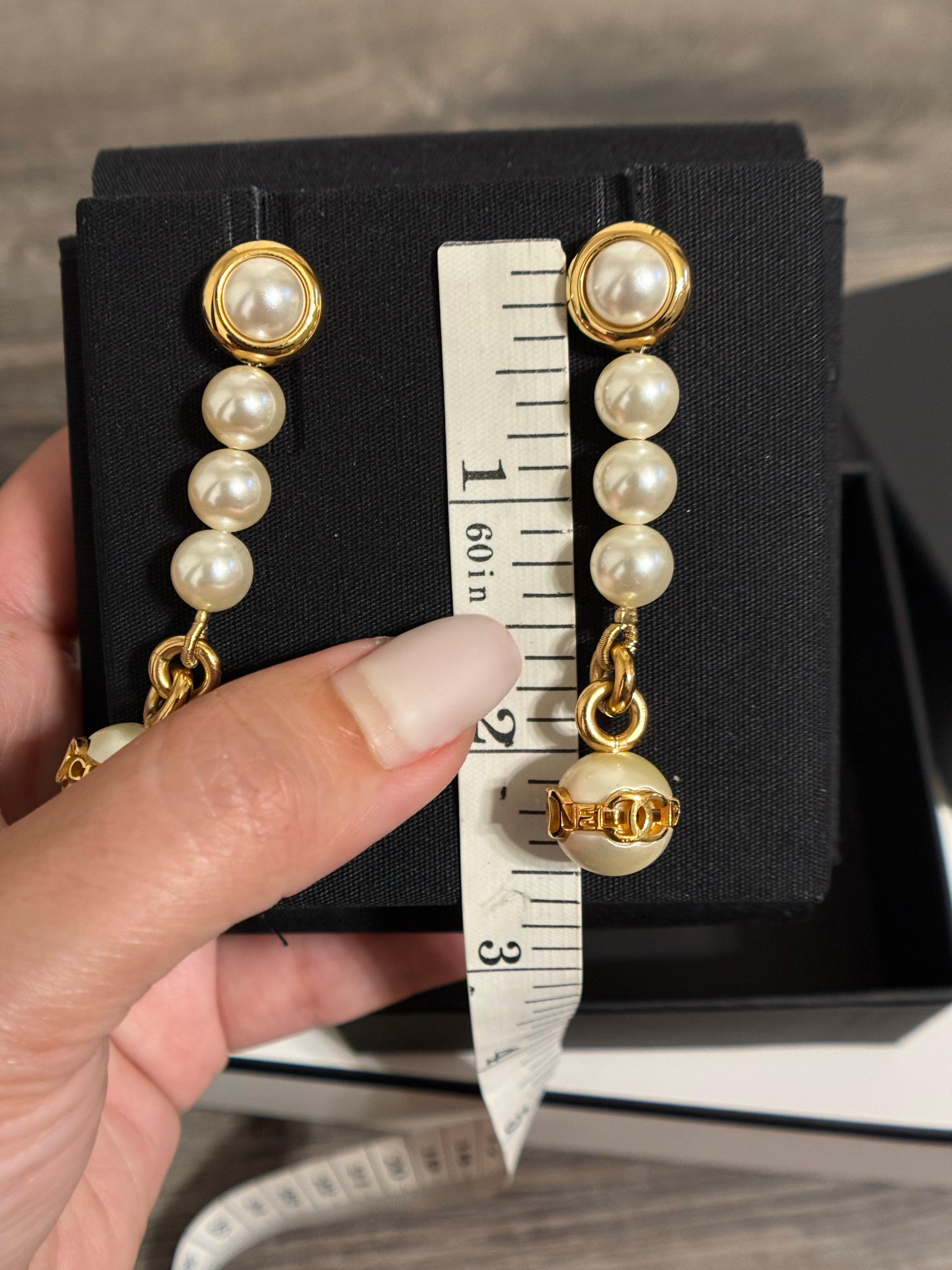 CHANEL - Boucles d'oreilles 