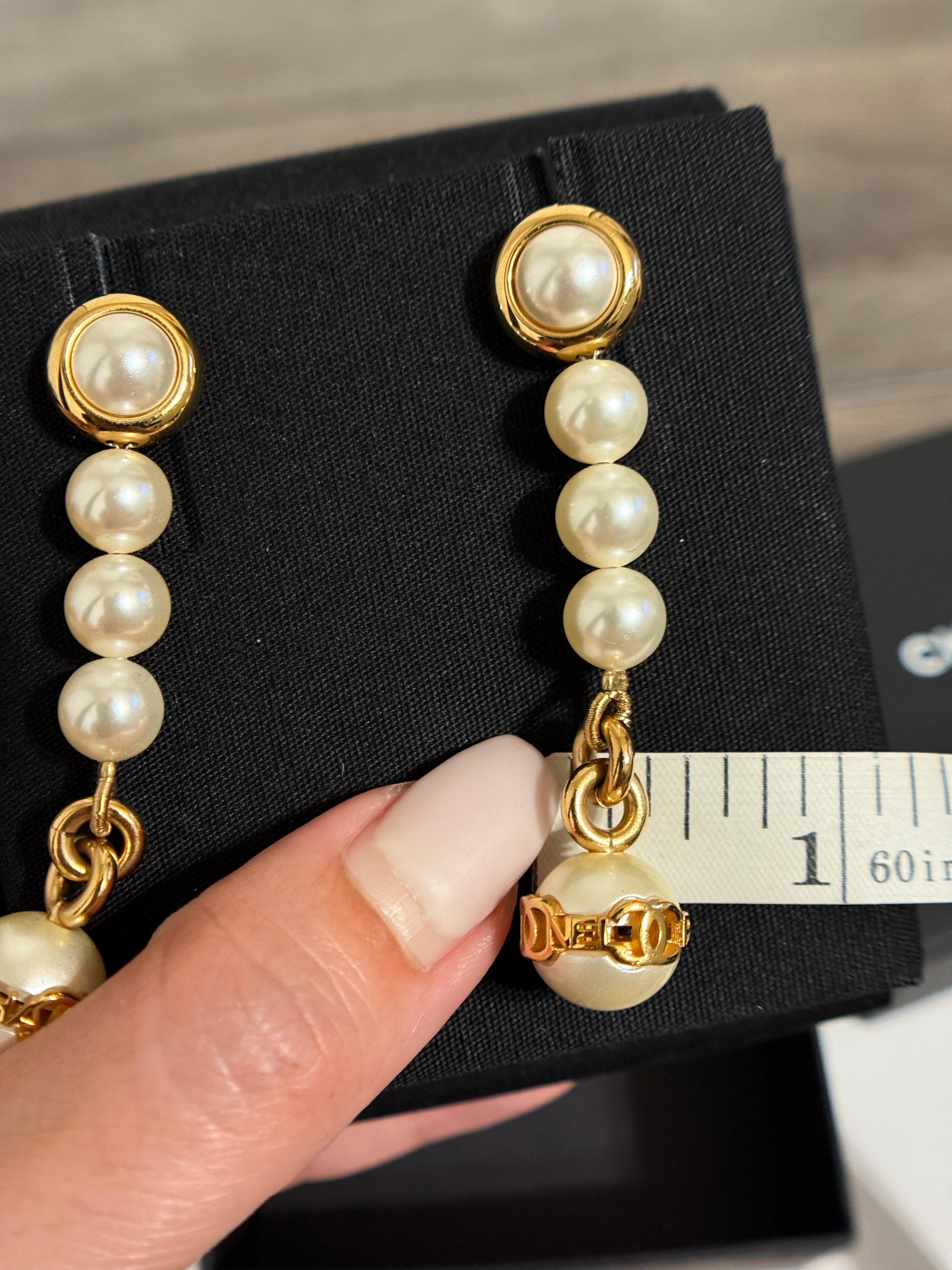 CHANEL - Boucles d'oreilles 