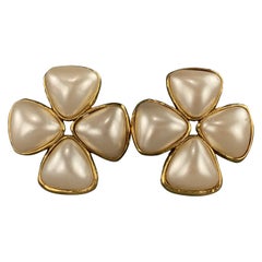 CHANEL Earrings - Vintage Yellow Gold Faux Pearl Flower Cluster Clip On -1991
