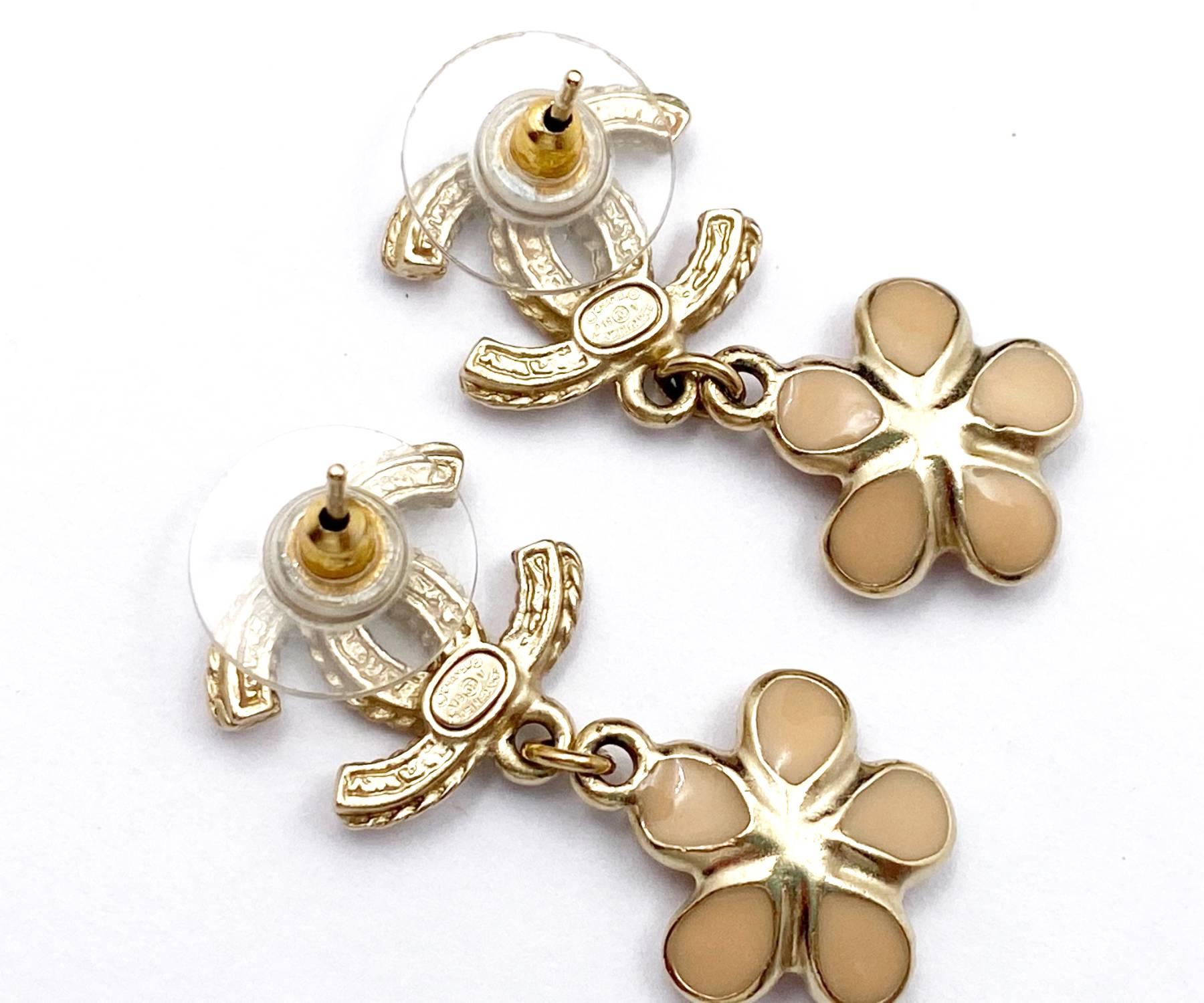 Women's Chanel Gold Filigree CC Pink Flower Dangle Piercing Earrings  