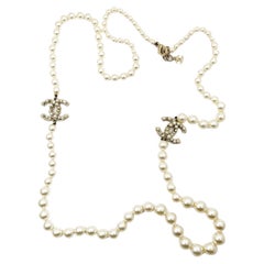 Chanel Gold Frame Bubble Pearl Pearl Necklace 