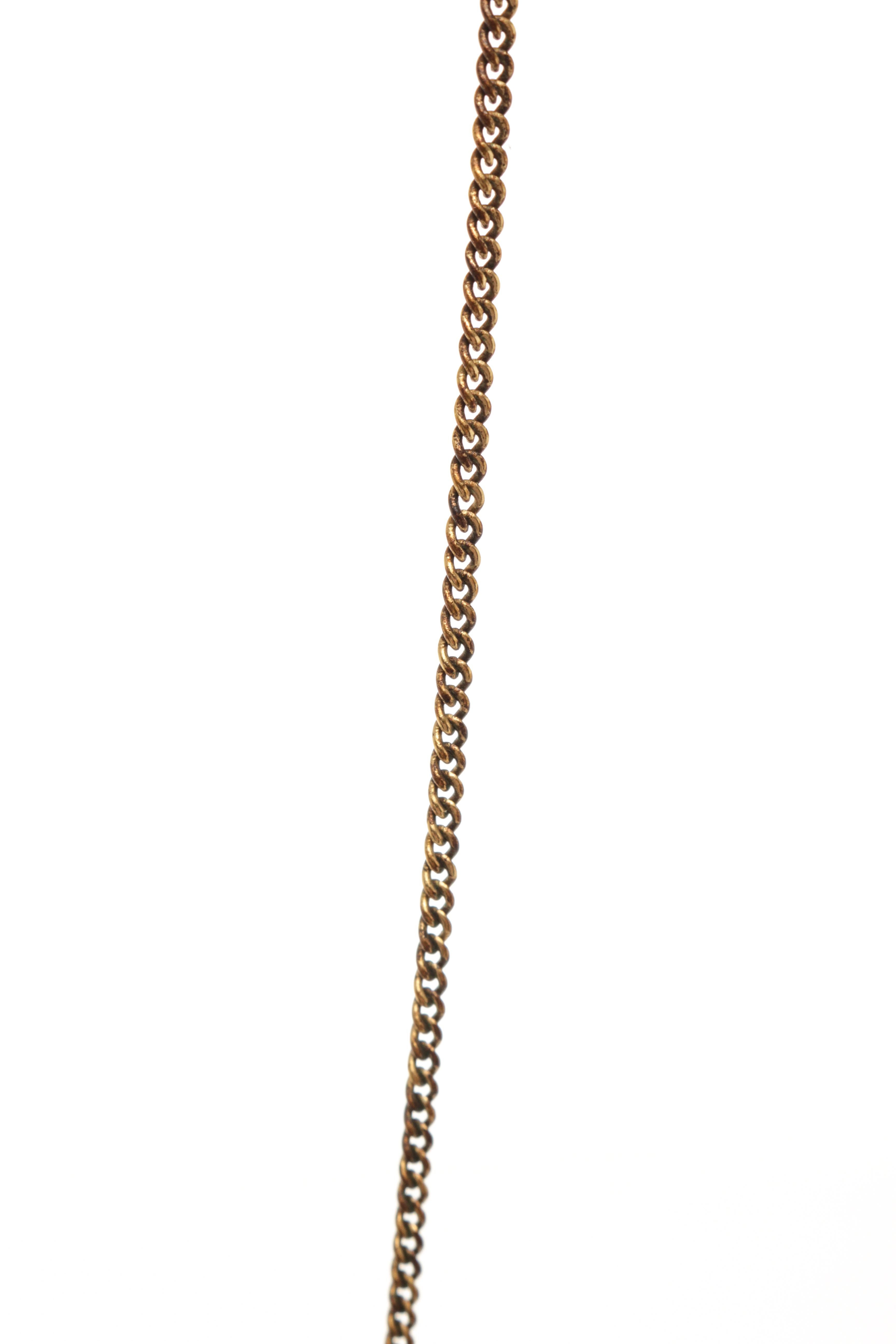 Moderne Chanel - Long collier de pierres précieuses en or en vente