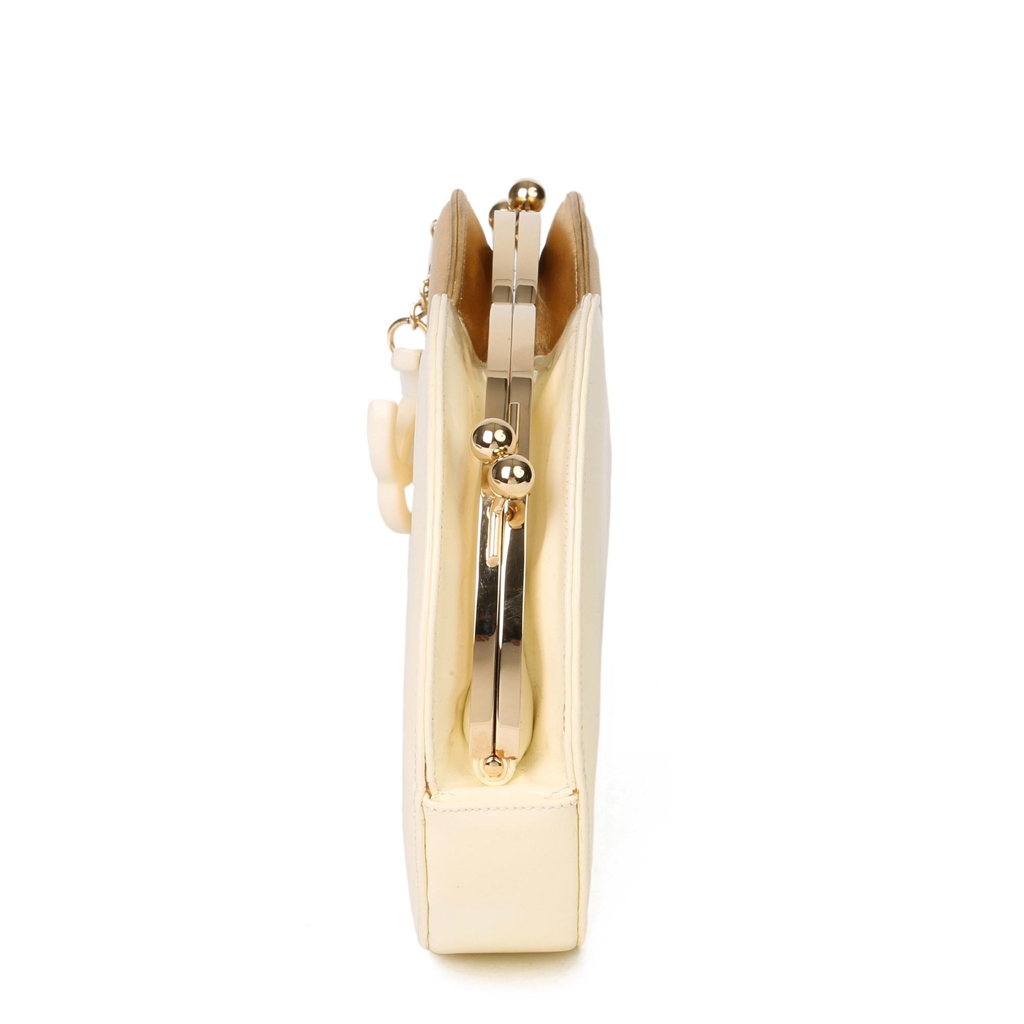 Chanel Gold Lambskin & Beige Patent Leather Double Circle Clutch im Angebot 3