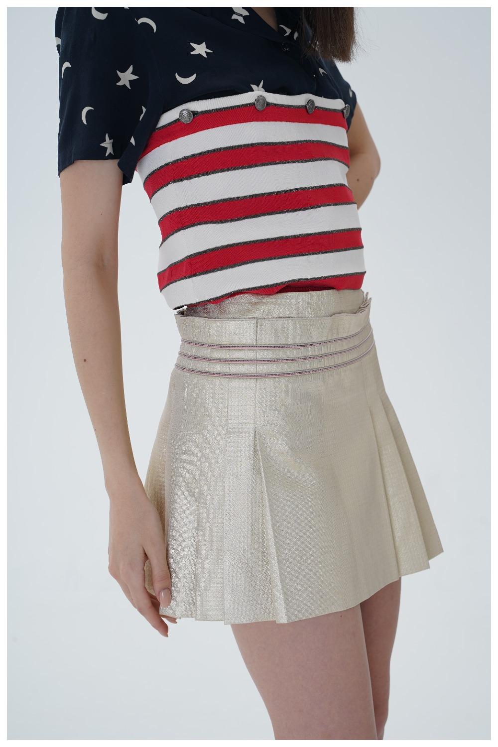 CHANEL Gold Lame Pleated Mini Skirt For Sale 5