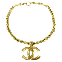 Vintage Chanel Gold Large Charm CC Logo Link Evening Pendant Choker Chain Necklace