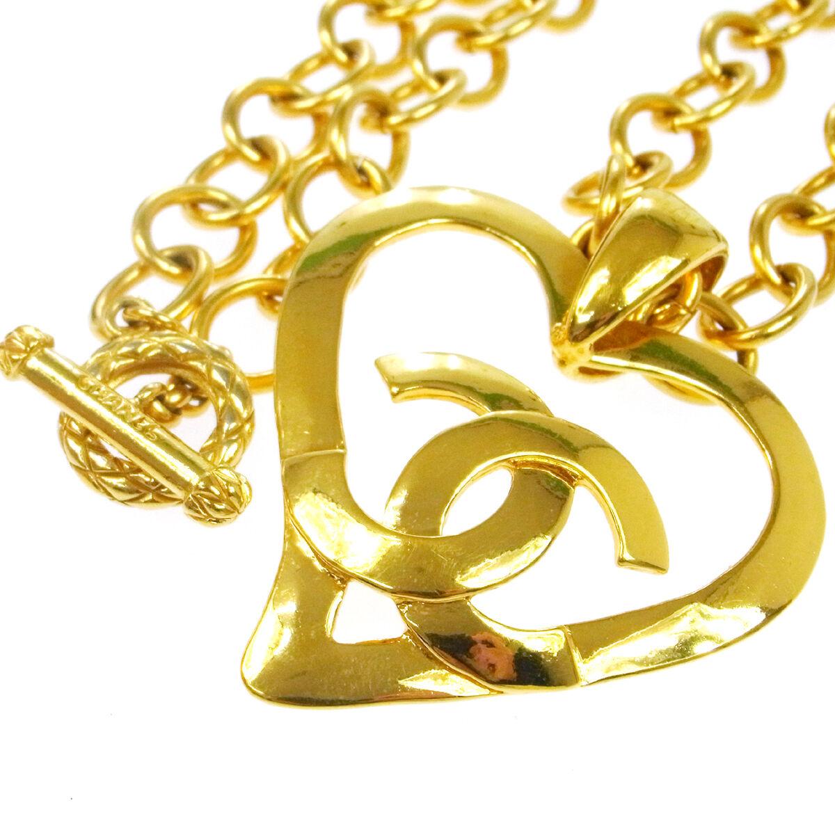 Chanel Gold Large Heart Charm Logo Evening Drop Link Chain Necklace in Box In Excellent Condition In Chicago, IL