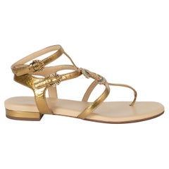 CHANEL Sandales chaNEL 19A NEW YORK embellies de cuir doré 38