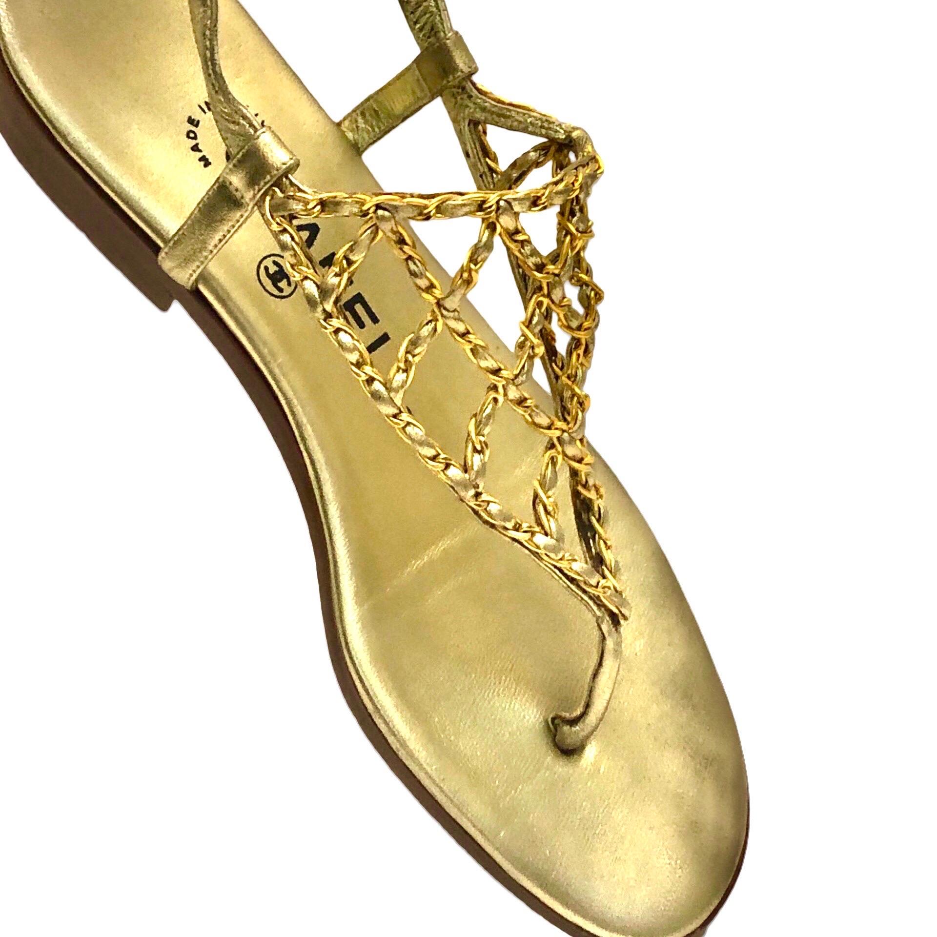 Gold Chanel gold leather and gold hardware chain slingback flats sandals For Sale