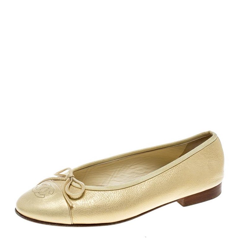 CHANEL Gold Beige Leather Sequined Flats Shoe Size 40.5 US: 9-1/2