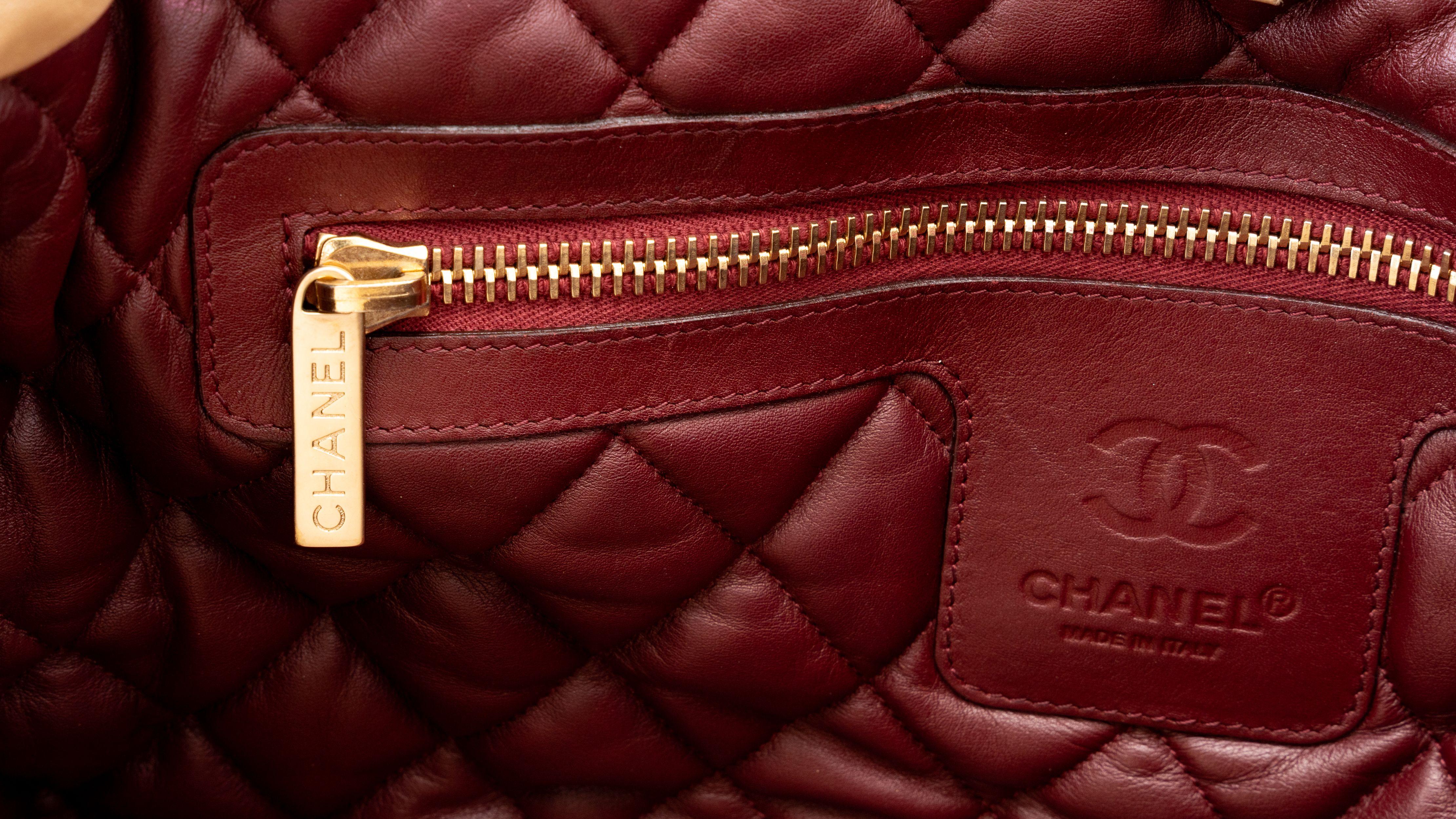 Chanel Coco Cocoon Tote Bag aus goldenem Leder im Angebot 4