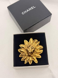 CHANEL Gold Lion CC Sunburst Vintage Pin Brooch