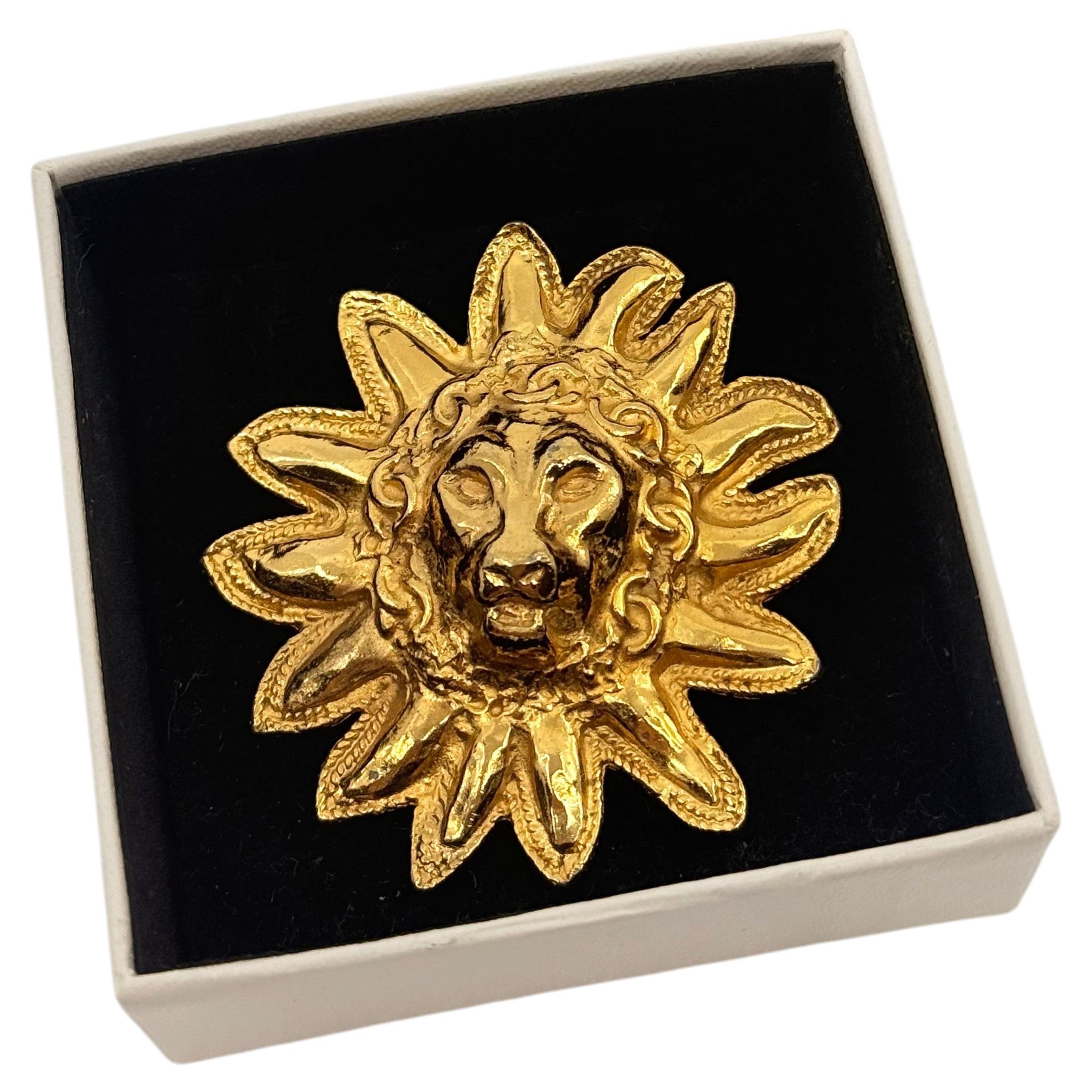 Chanel Brooches - 407 For Sale at 1stDibs | vintage chanel brooch