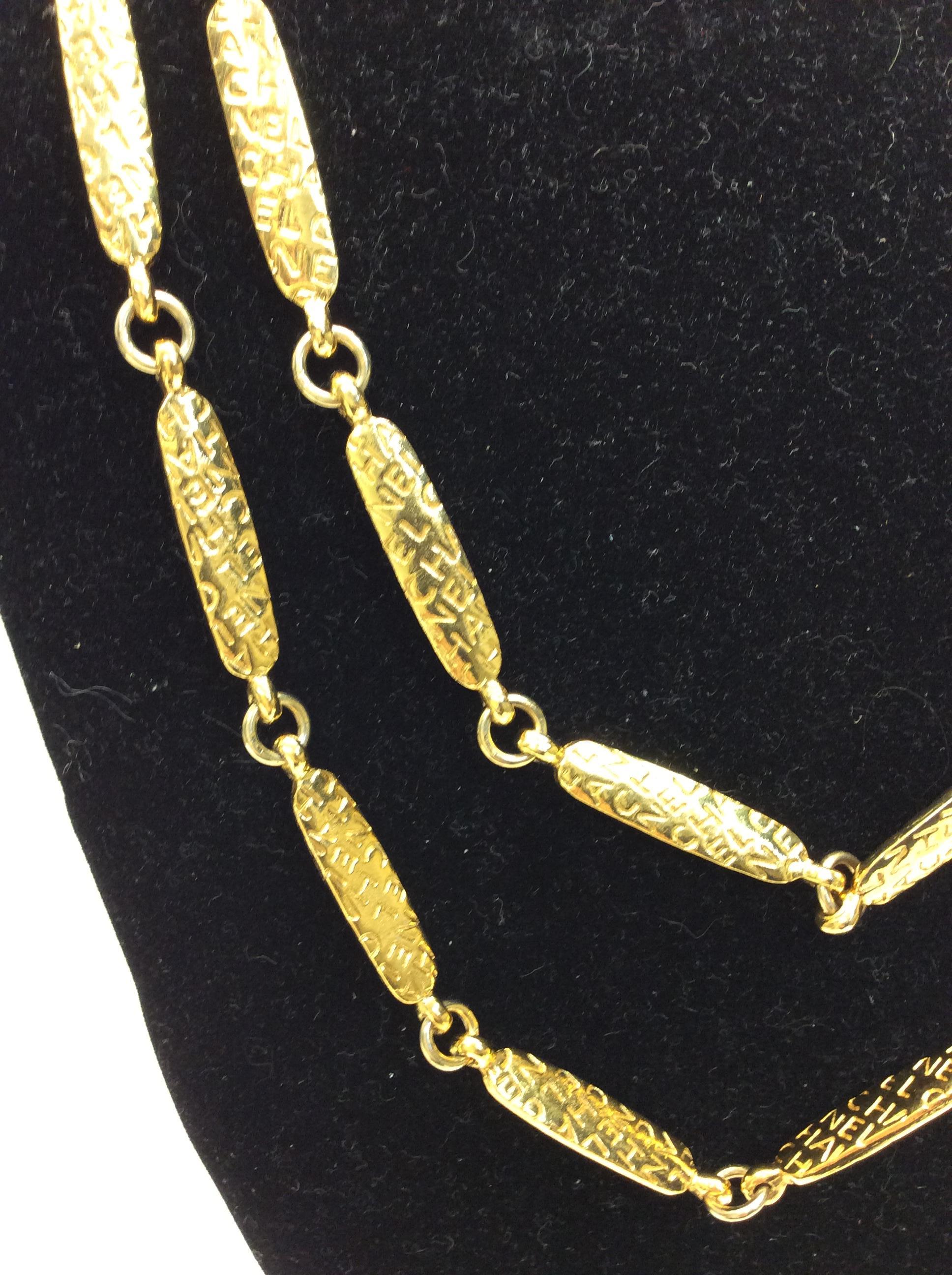 Chanel Gold Long Necklace
$399
Made in France
70