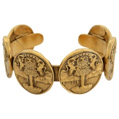 Vintage Chanel Gold Médallion Bandle 866418 Bracelet