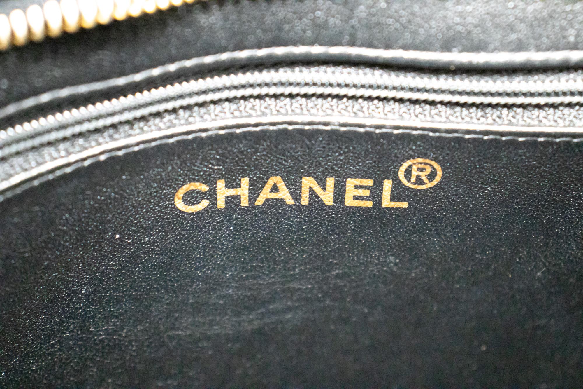 CHANEL Gold Medallion Caviar Shoulder Bag Grand Shopping Tote 3