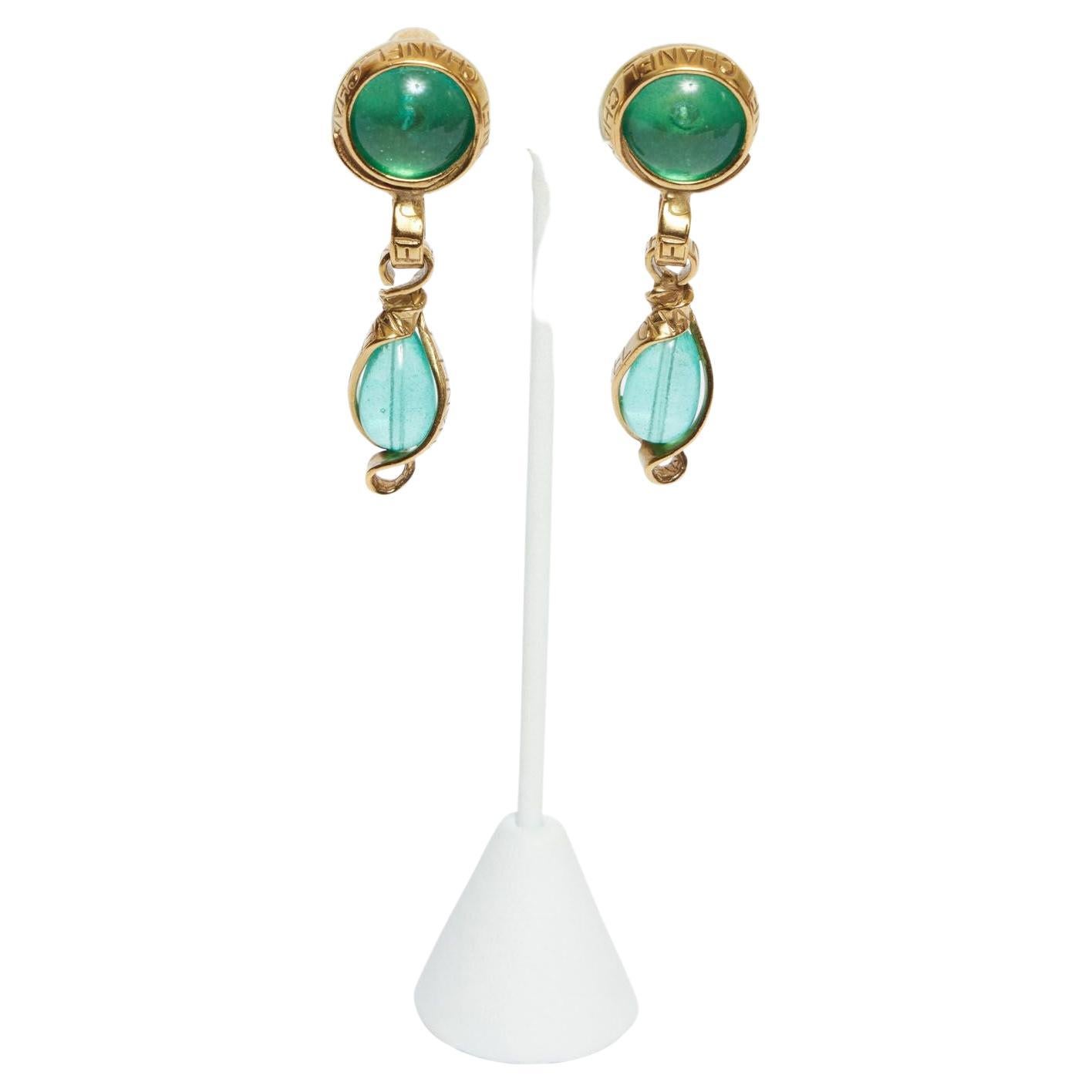 Chanel Gold Metal And Green Gripoix Clip On Drop Earrings For Sale