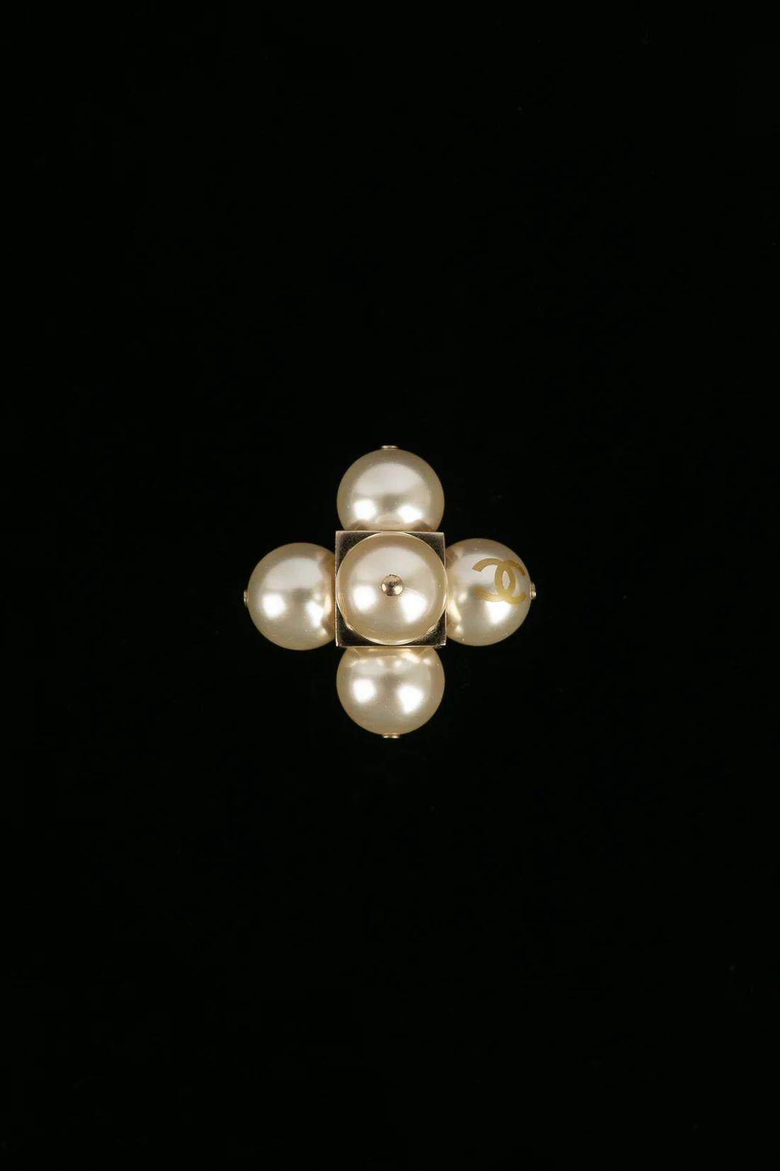 Chanel Gold Metal and Pearl Ring, 2014 For Sale 3