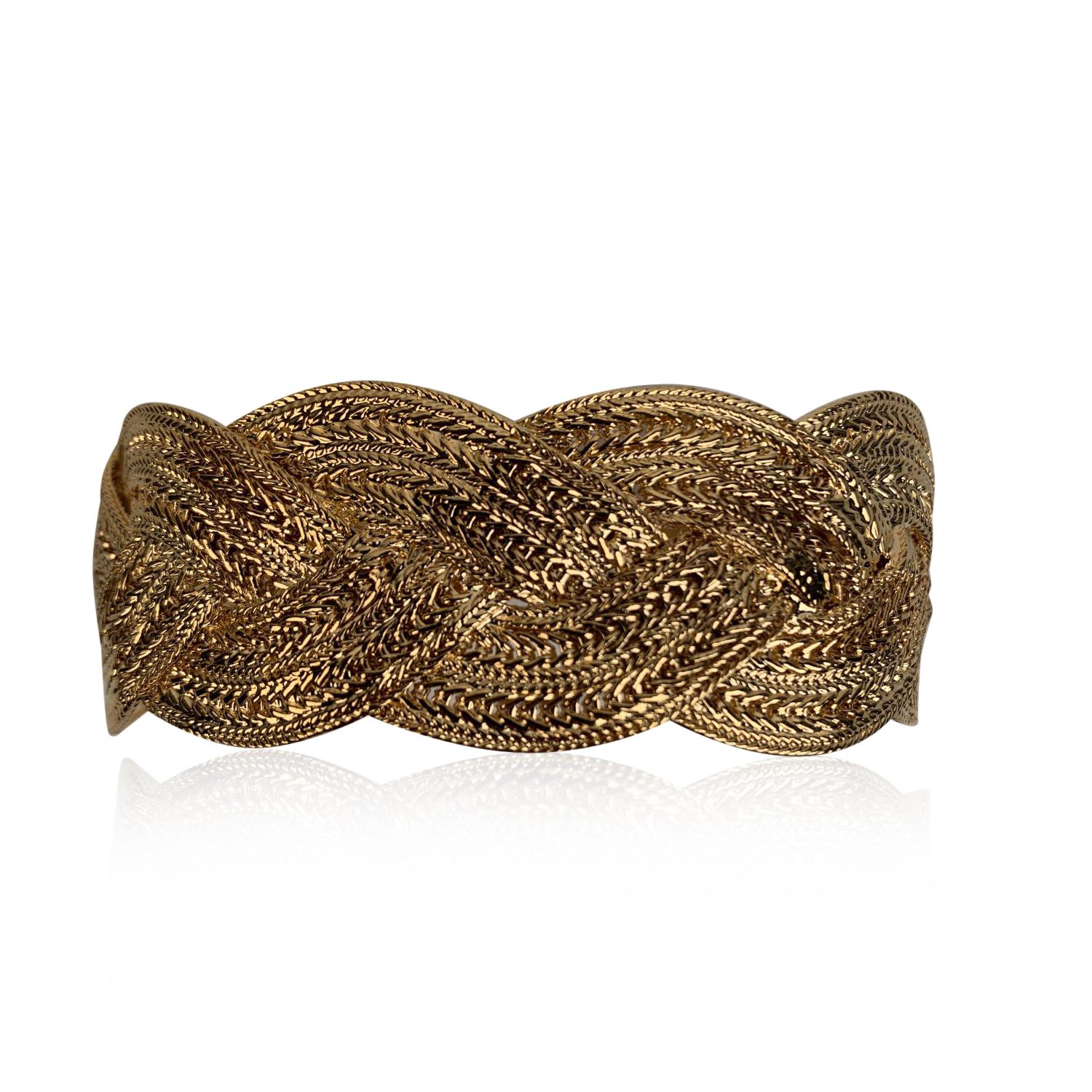 Chanel Gold Metal Braided Cuff Bangle Bracelet In Excellent Condition In Rome, Rome