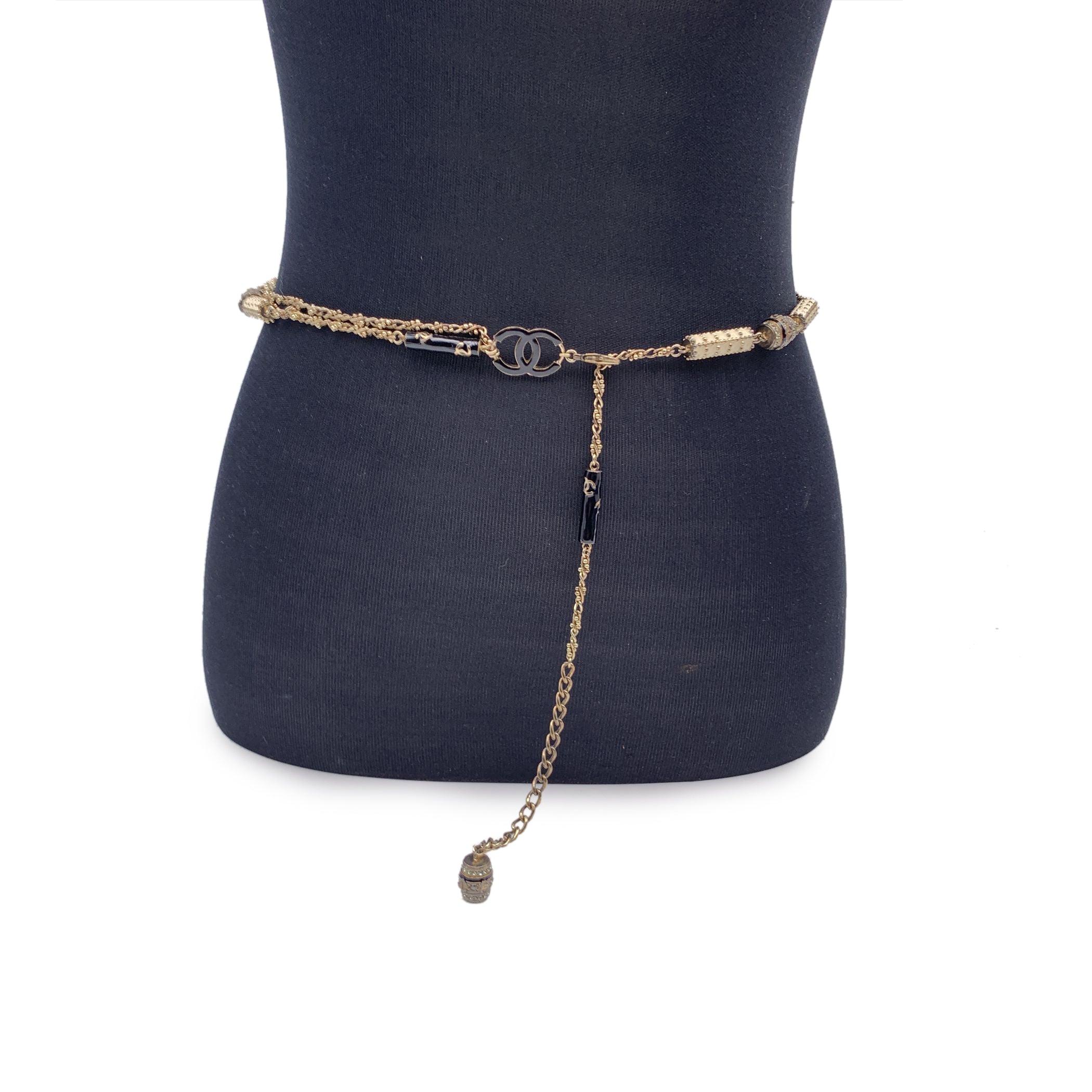 Chanel Oro Metal París Shangai CC Cilindros Collar o Cinturón Gris en venta