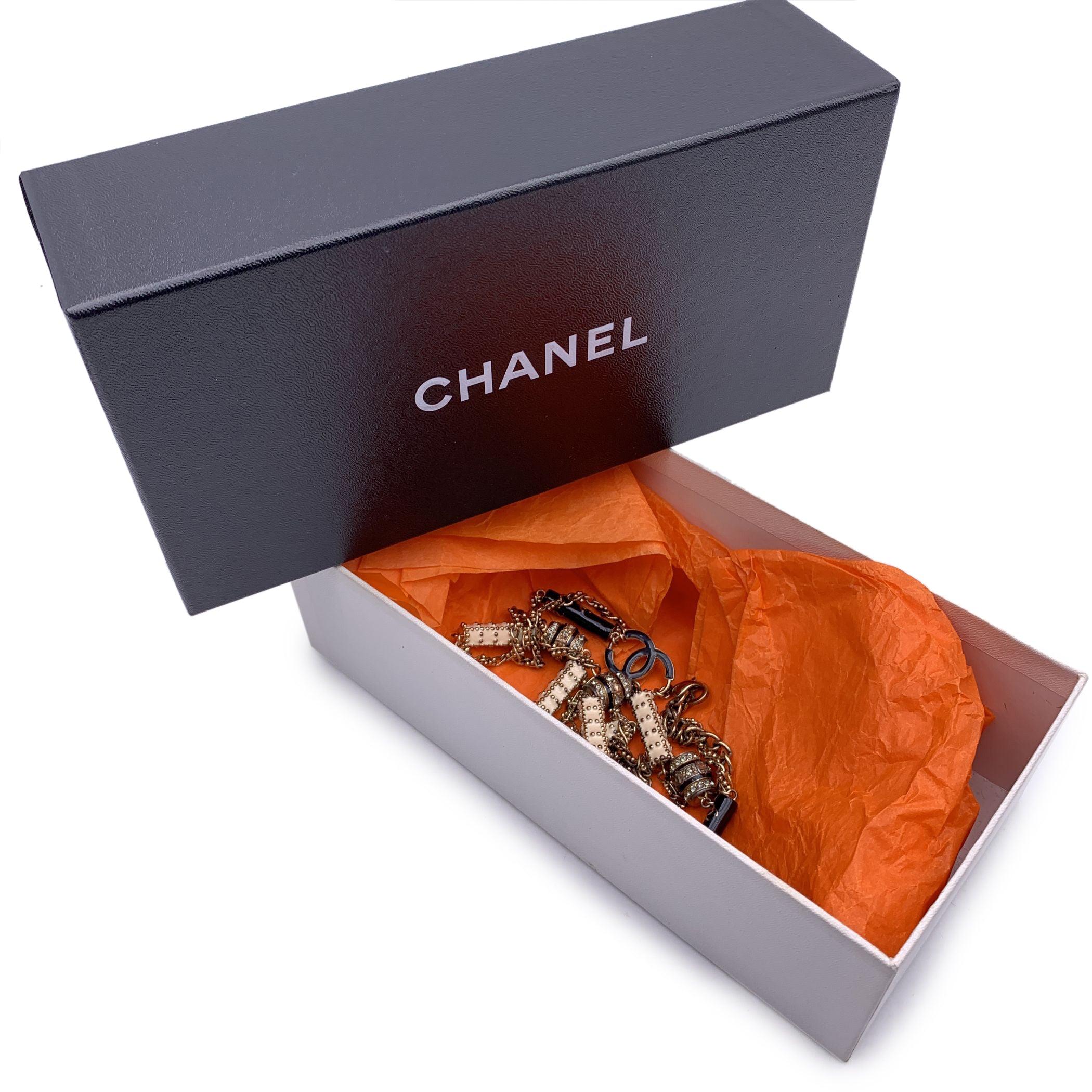 Chanel Oro Metal París Shangai CC Cilindros Collar o Cinturón en Excelente estado para la venta en Rome, Rome