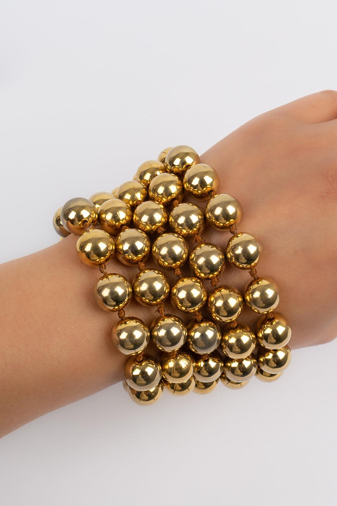 Chanel Gold metal Pearl Bracelet For Sale 3