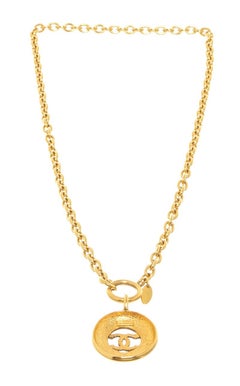 Chanel Gold Metal Vintage CC Round Pendant Necklace