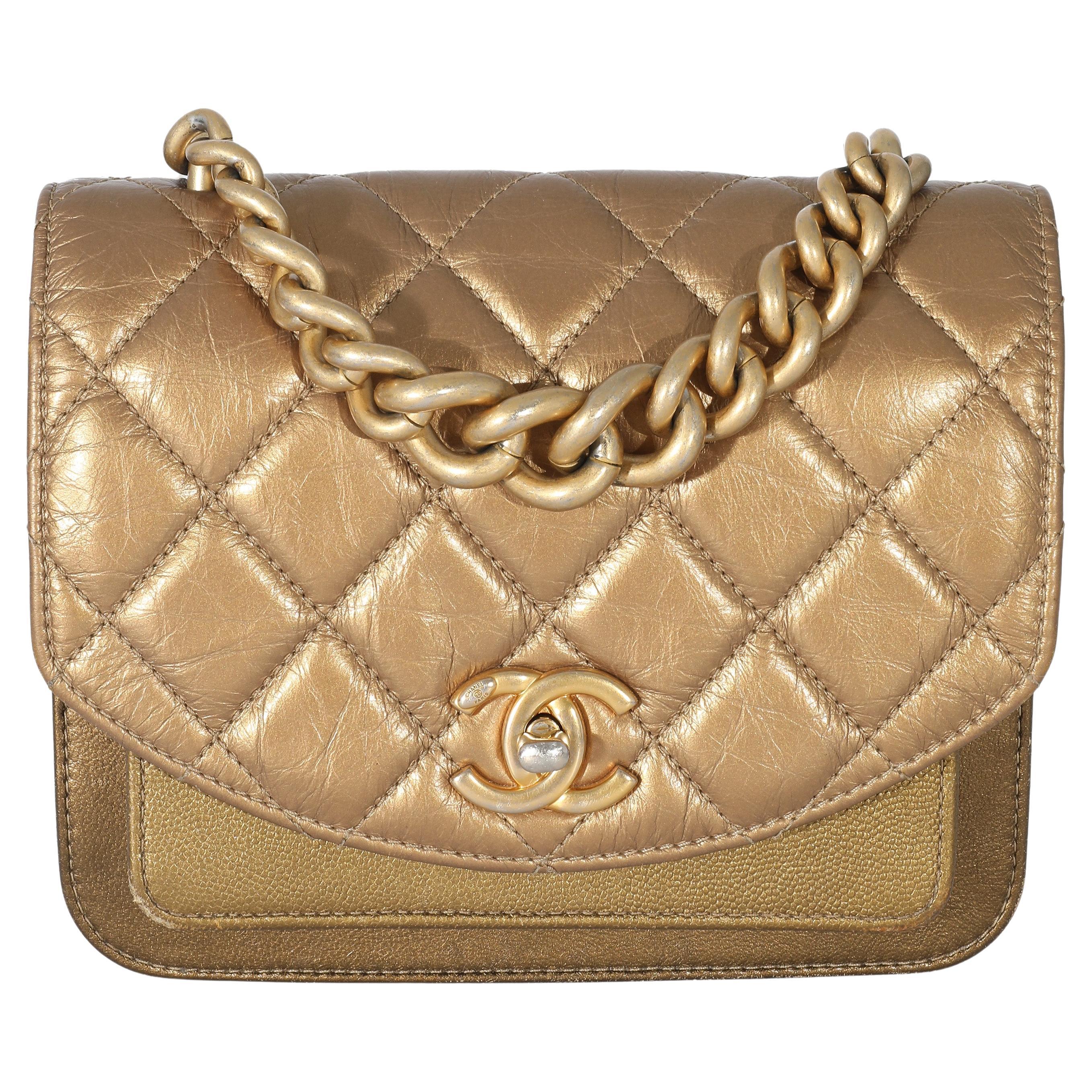 Chanel White Matelasse Lambskin Leather Chain Vanity Bag ref