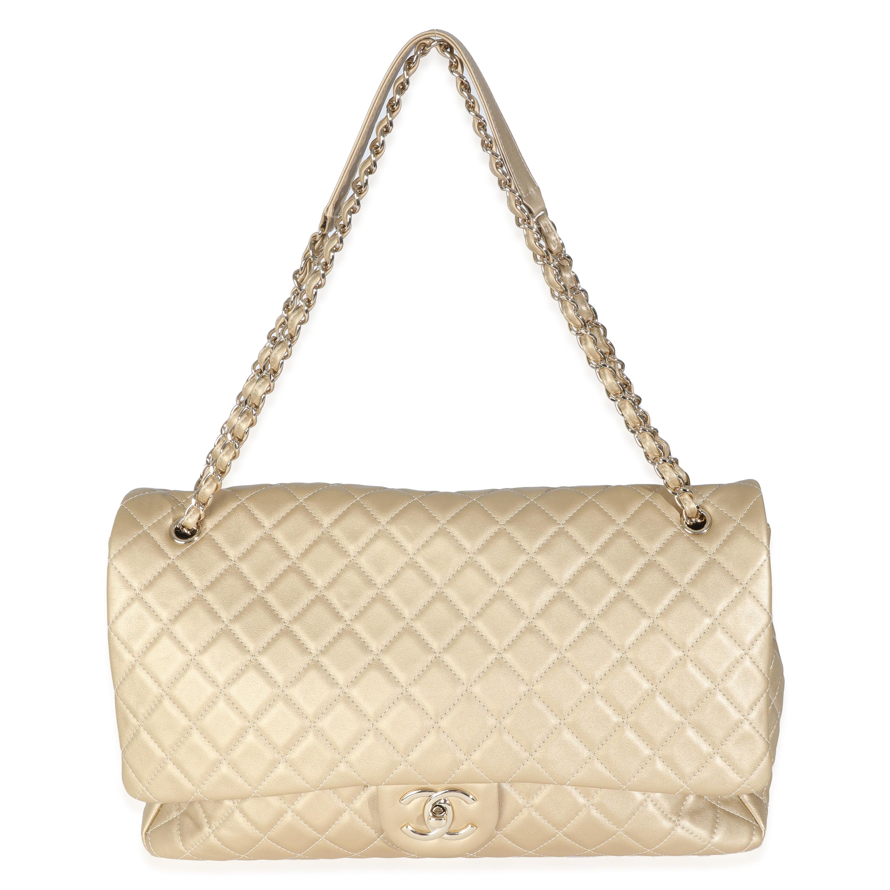Chanel Gold Metallic Calfskin Airlines Quilted XXL Travel Flap Bag en vente 1